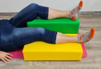 Orthopädisches Stufen-Lagerungskissen 50x25x25 cm